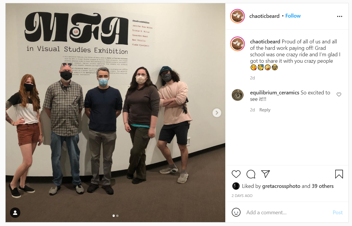 胡子Instagram.